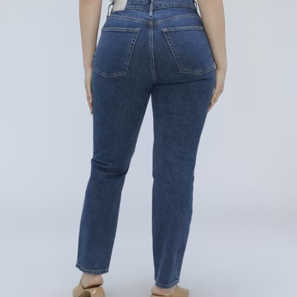 Everlane The Original Curvy Cheeky Jean - Picture 3 of 11